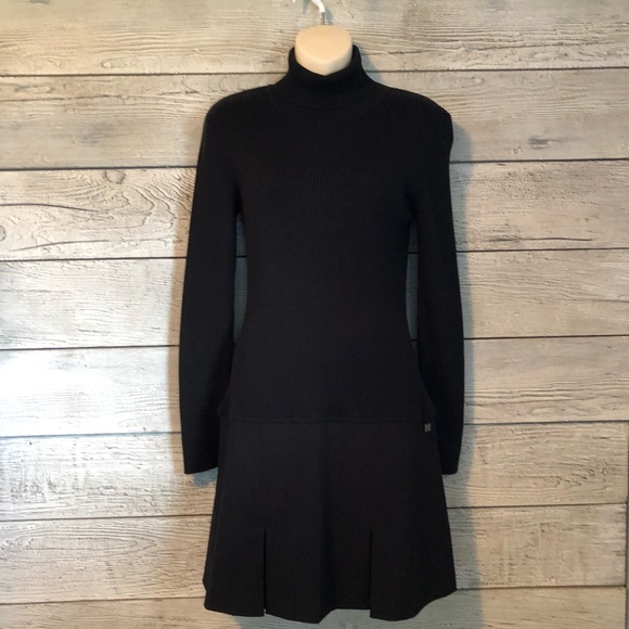 Kenzie Turtleneck Skater Skirt Drop-waist Mini Dress Black Size 8 - Picture 2 of 5